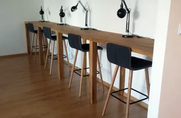 Jaką wysokość krzesła do blatu 90 cm wybrać dla komfortu?